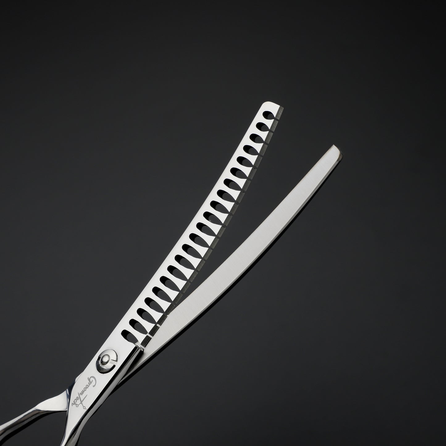 Groomtech Aries Shear 21 Tooth Curved Blender 7"