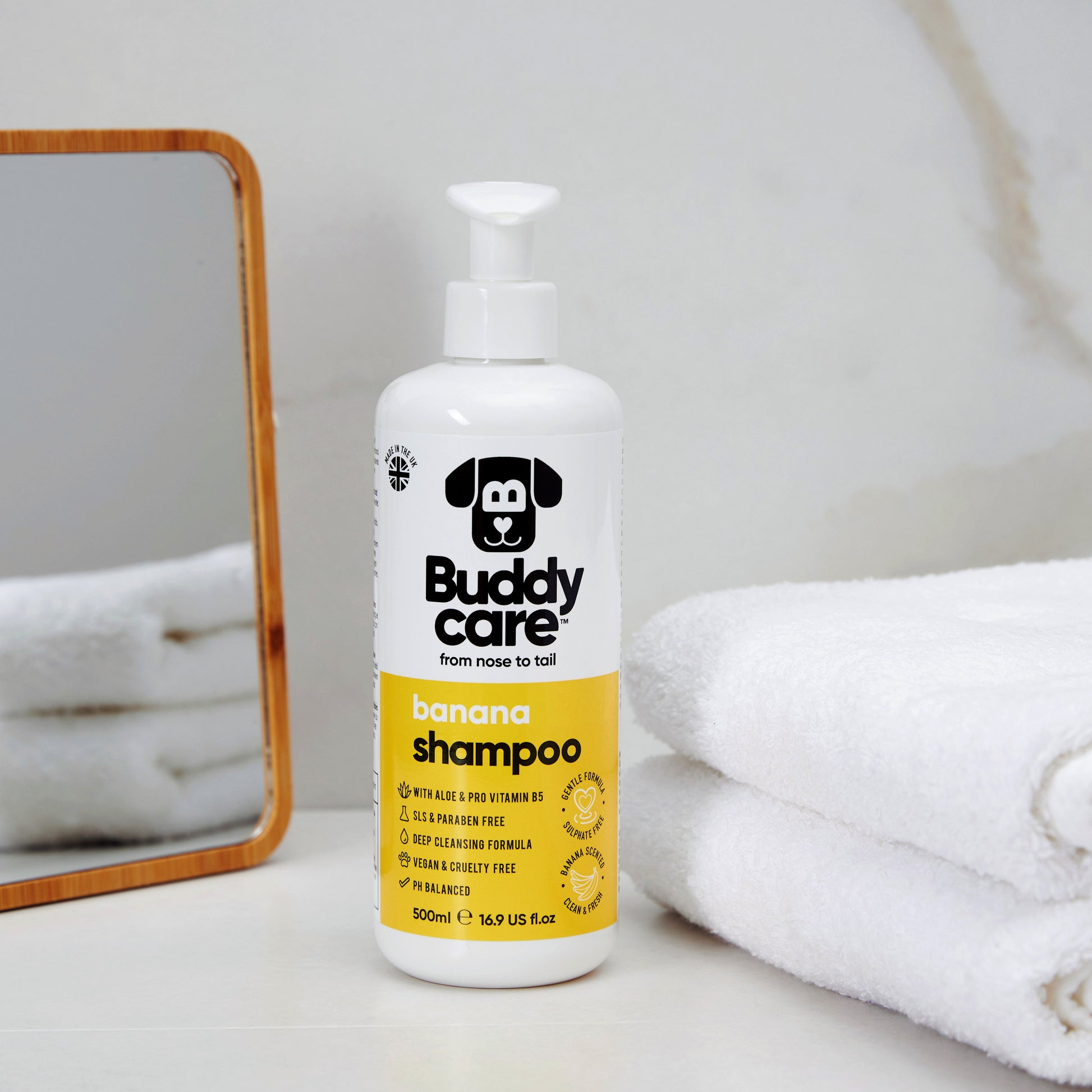 Banana Dog Shampoo 500ml bottle by Buddycare